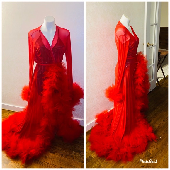 Couture Tulle Robe - Picture 4 of 4